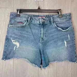 Vintage women's Tommy Hilfiger denim shorts size 10